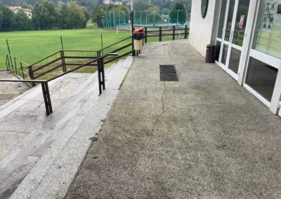 Rekonstrukce schodiště a dlažby