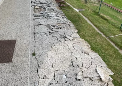 Rekonstrukce schodiště a dlažby