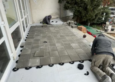 Rekonstrukce schodiště a dlažby